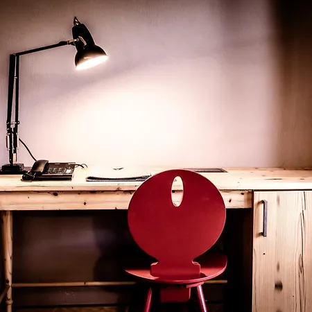 Готель Kitzhof Mountain Design 5*