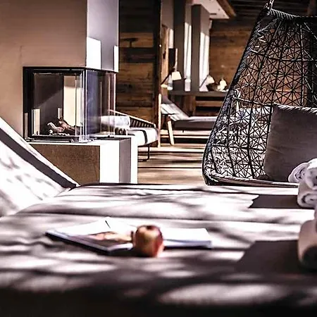 מלון Kitzhof Mountain Design Resort, 4 Sterne Superior קיצביהל