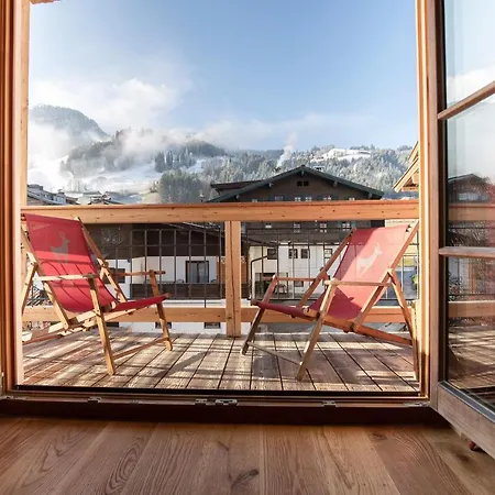Готель Kitzhof Mountain Design 5*
