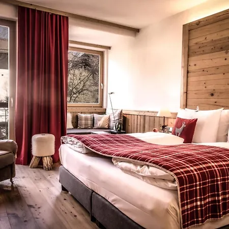 Kitzhof Mountain Design Resort, 4 Sterne Superior Отель Кицбюэль