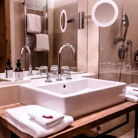 Hotel Kitzhof Mountain Design 4 Sterne Superior Kitzbühel